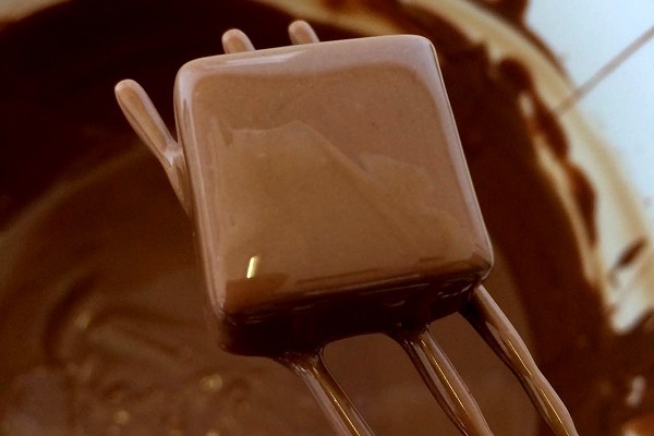 チョコレート さらさら 溶かす02