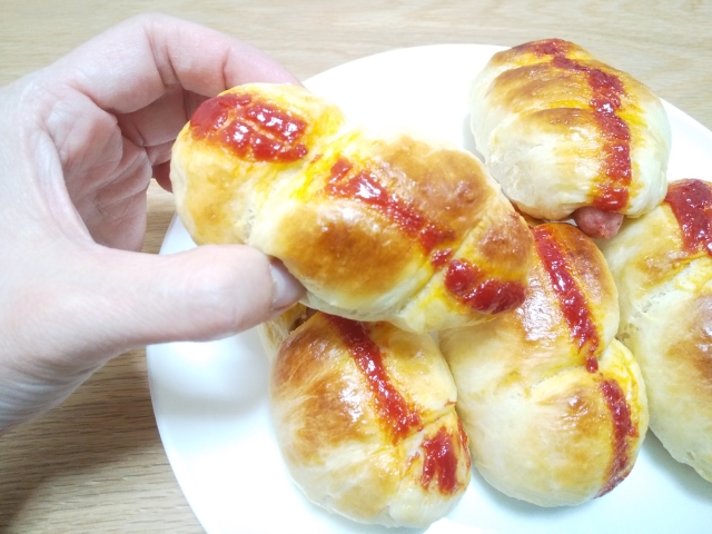 惣菜パンは冷凍できる 冷凍保存や解凍方法 賞味期限を調べてみた ライフアップトピックス